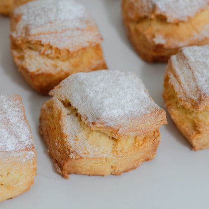 Mini Scone - Vanilla with Jam & Cream