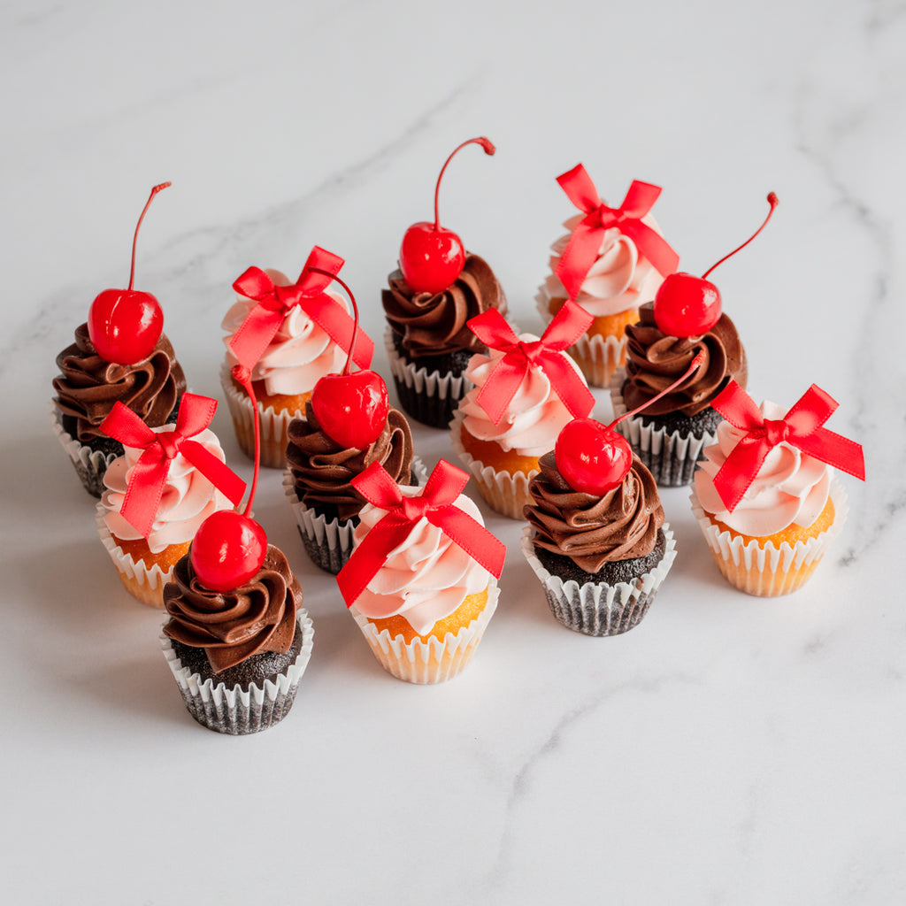 Valentines Mini Cupcakes - 12 Pack