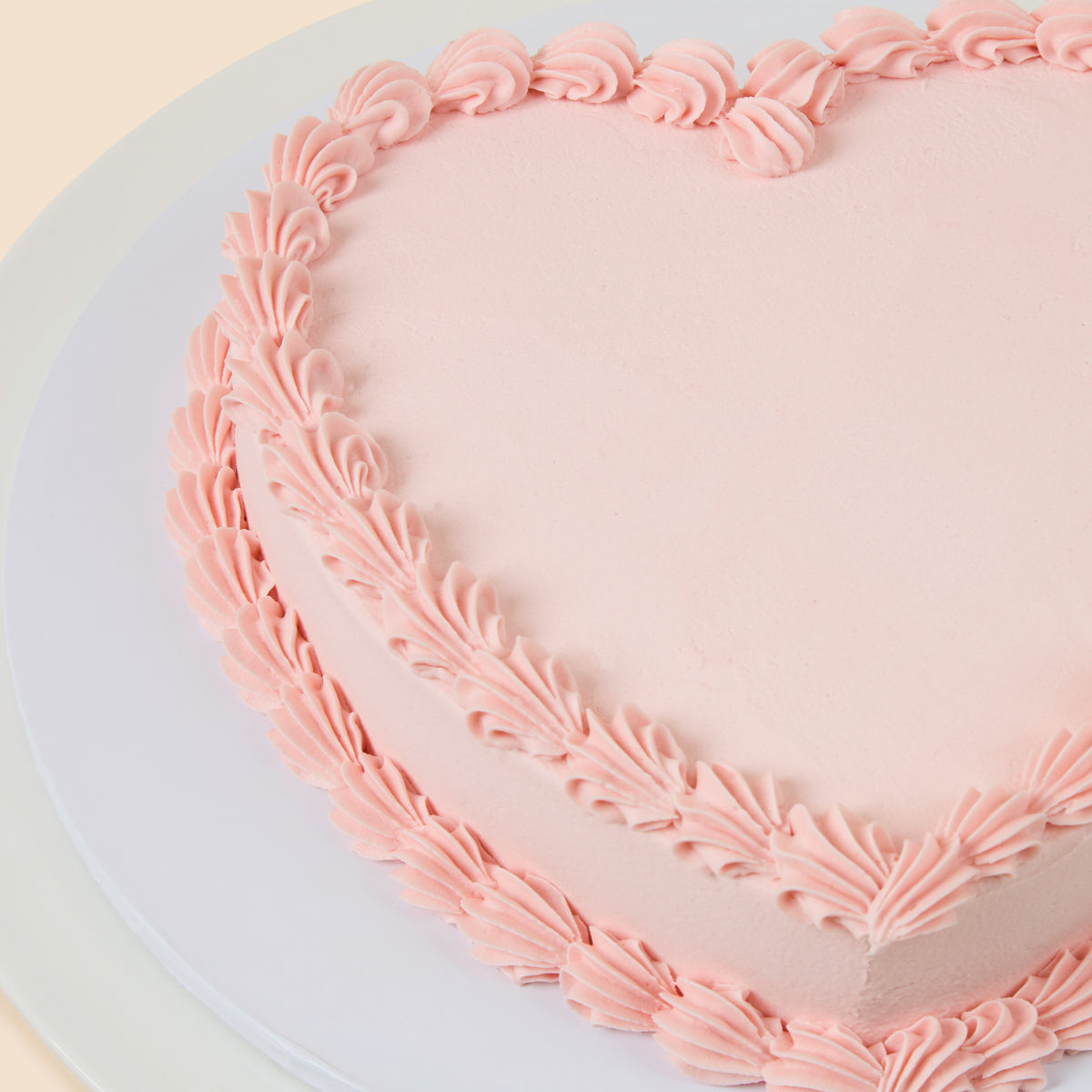 Vintage Heart Classic Cake