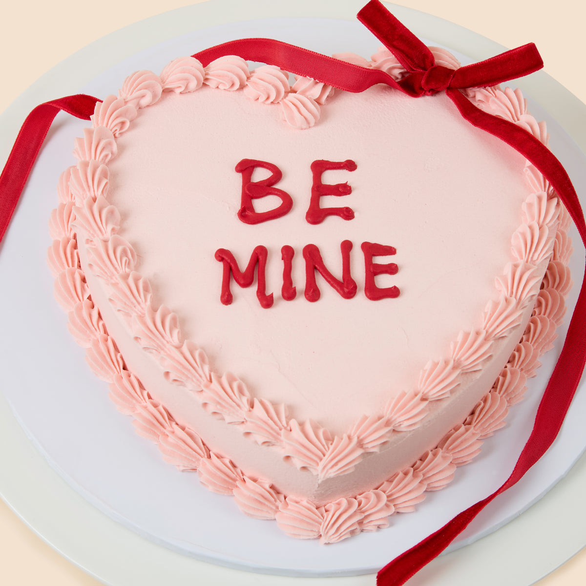 Vintage Heart Classic Cake