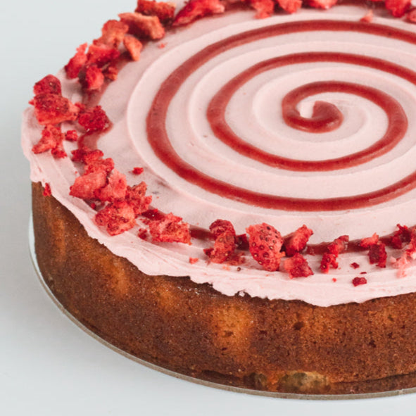 Classic Cake Flavour - Vanilla & Strawberry